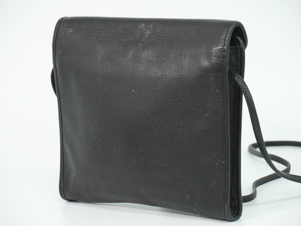Saint Laurent Vintage Shoulder Bag Leather Black Leather Shoulder Bag Bag (Pre-Owned)