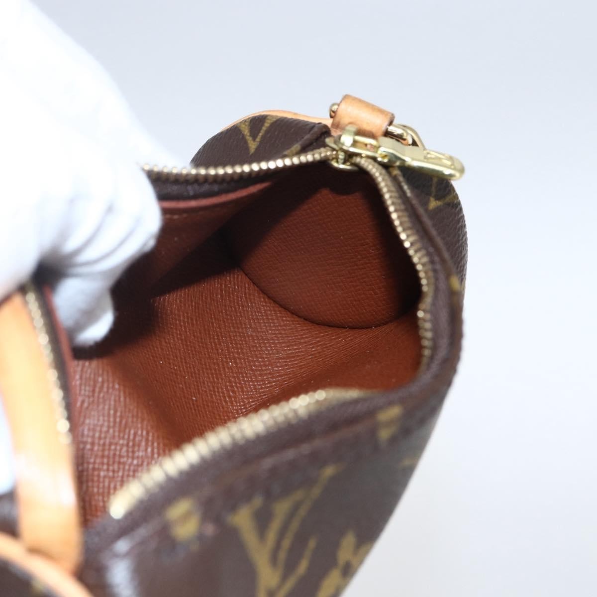 Louis Vuitton Papillon Pochette Monogram Canvas Brown Canvas Clutche & Pouche Bag