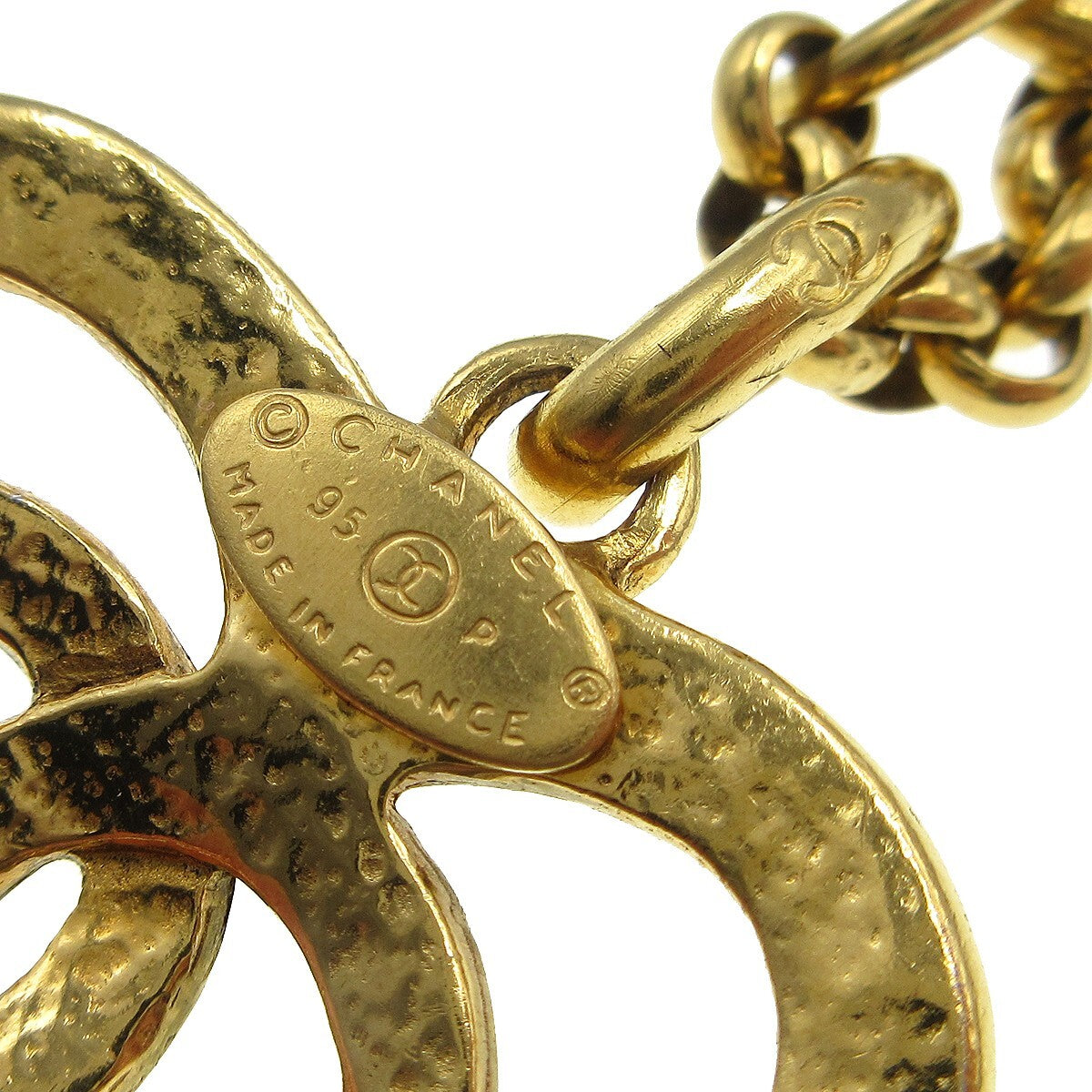 Chanel Cc Heart Pendant Necklace Metal Gold Gold_Plated Necklace Jewelry