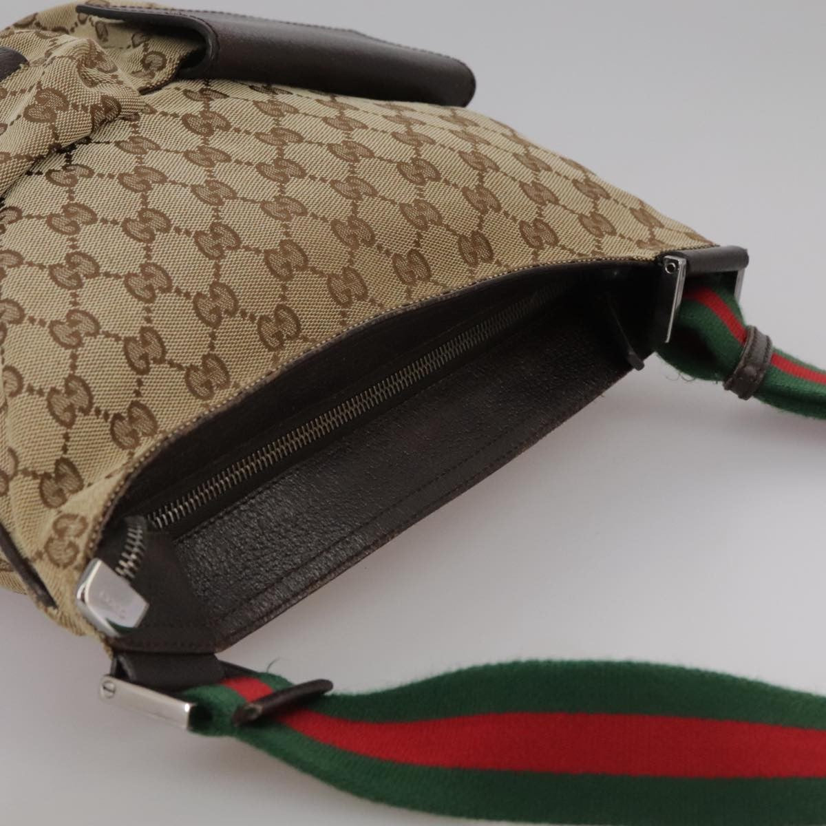 Gucci Double Pocket Web Messenger Gg Canvas Brown Canvas Shoulder Bag Bag (Pre-Owned)