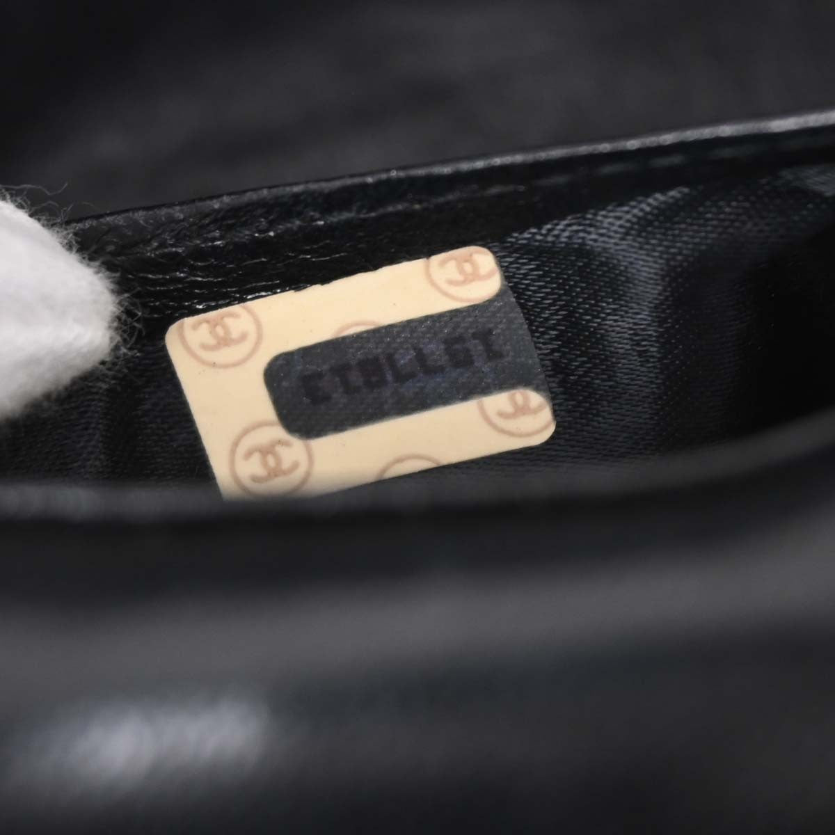 Chanel Vintage Box Zip Tassel Bag Quilted Lambskin Black Leather Shoulder Bag Bag