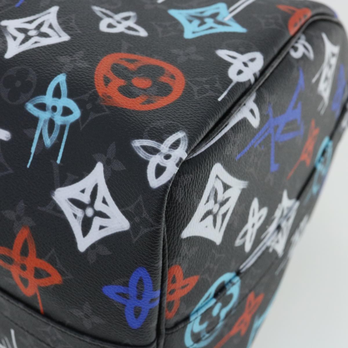 Louis Vuitton Keepall Bandouliere Bag Graffiti Monogram Eclipse Canvas Multicolour Canvas Bag