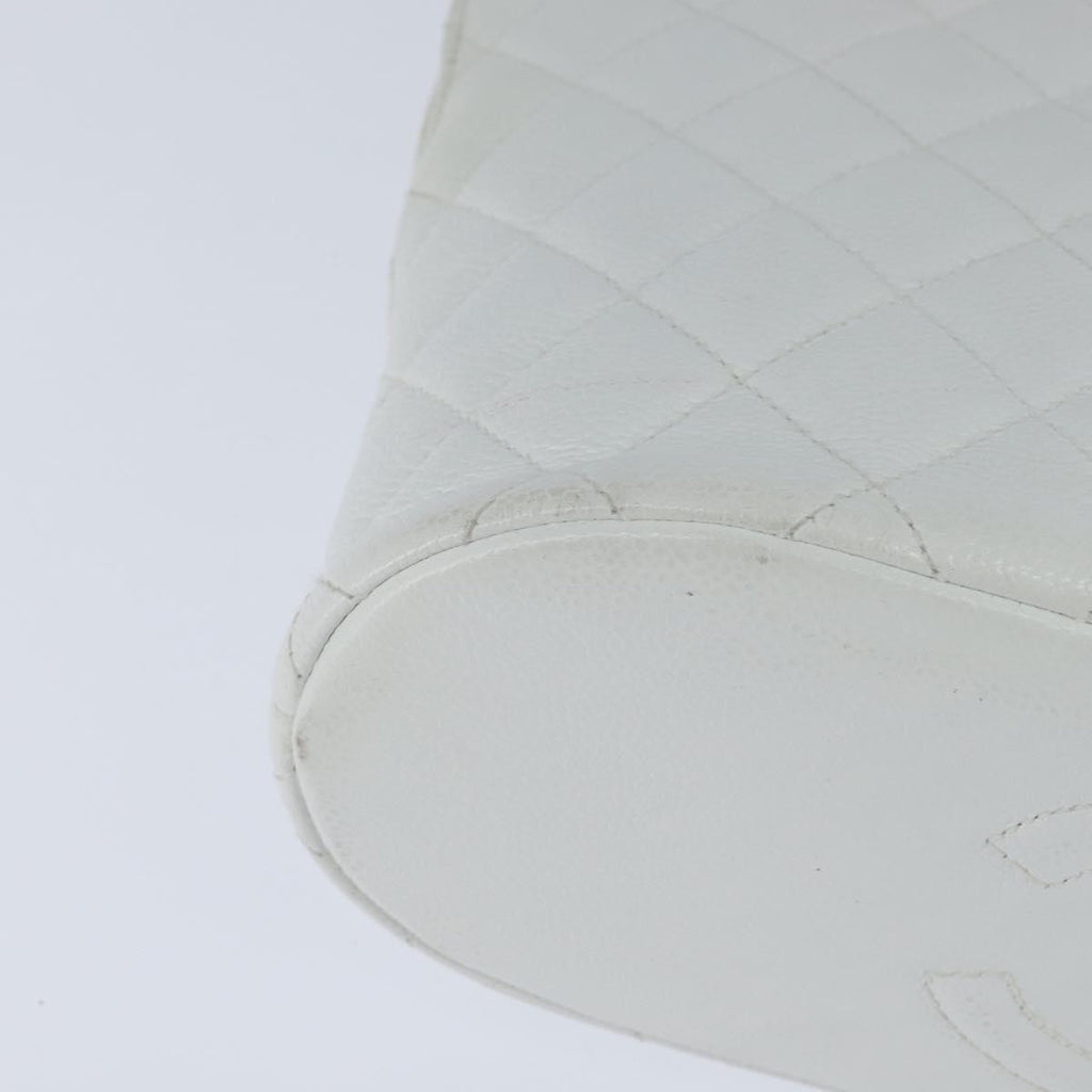 Chanel Vintage Cc Zip Around Bowler Bag Quilted Caviar White Leather Tote Bag Bag