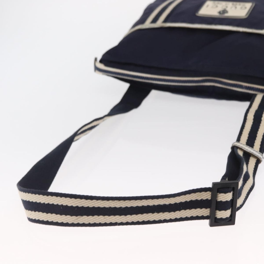 Gucci Vintage Shoulder Bag Nylon Navy Nylon Shoulder Bag Bag (Pre-Owned)