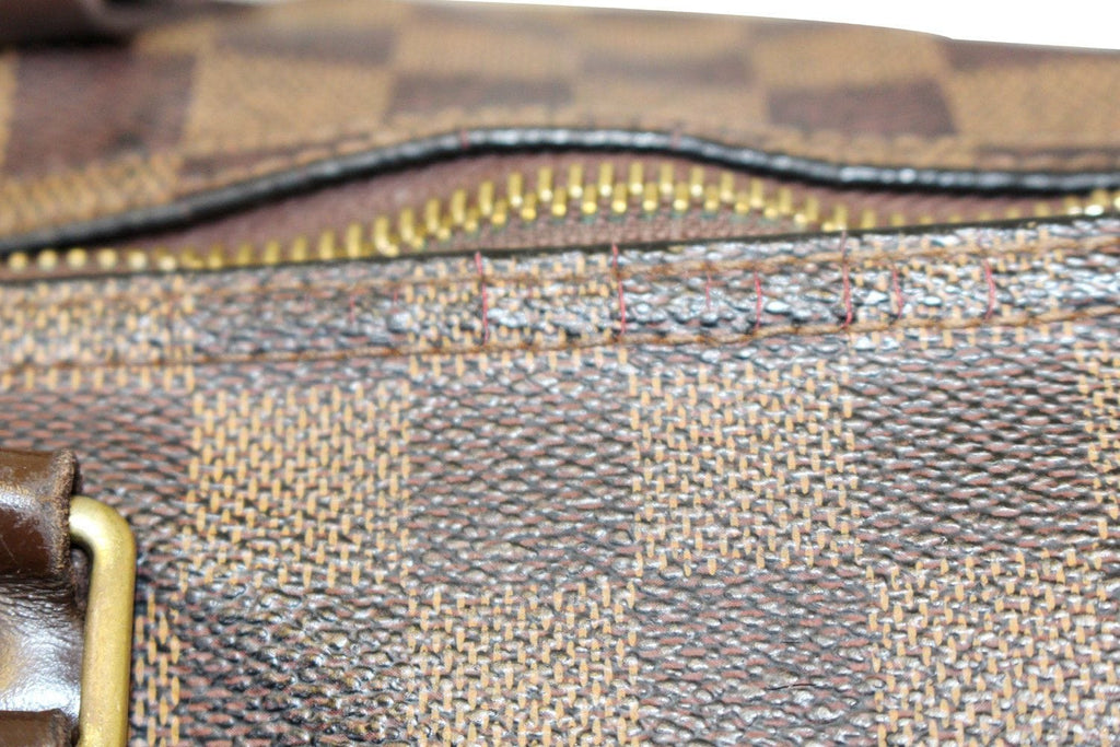 LOUIS VUITTON Damier Ebene Speedy 30 Satchel Bag