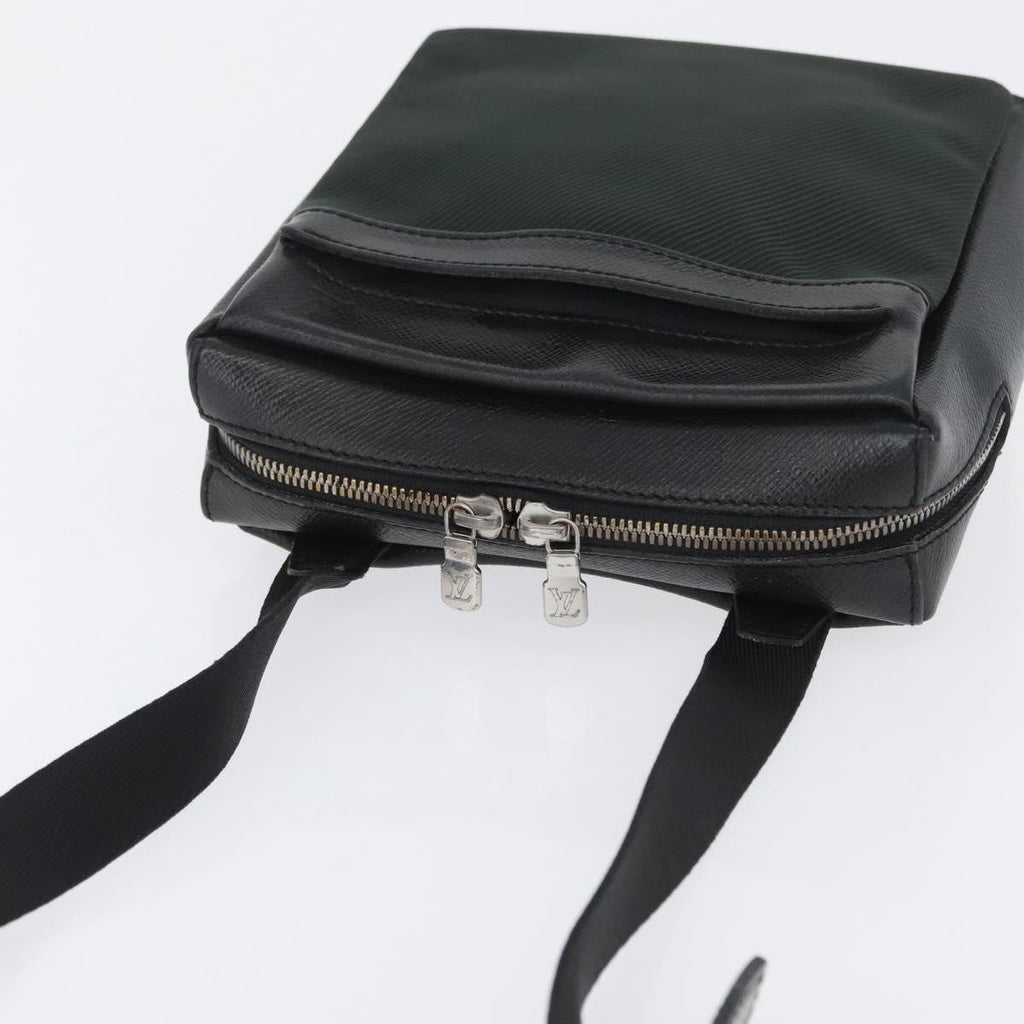 Louis Vuitton Sayan Messenger Bag Taiga Leather And Canvas Black Leather Shoulder Bag