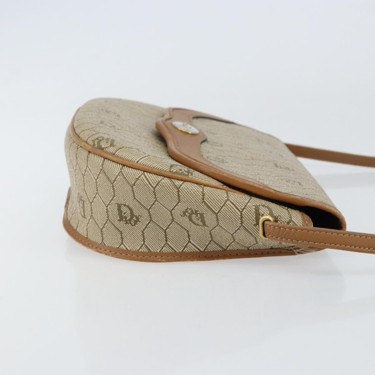 Christian Dior Vintage Honeycomb Shoulder Bag Canvas And Leather Beige Canvas Shoulder Bag Bag (Pre-Owned)