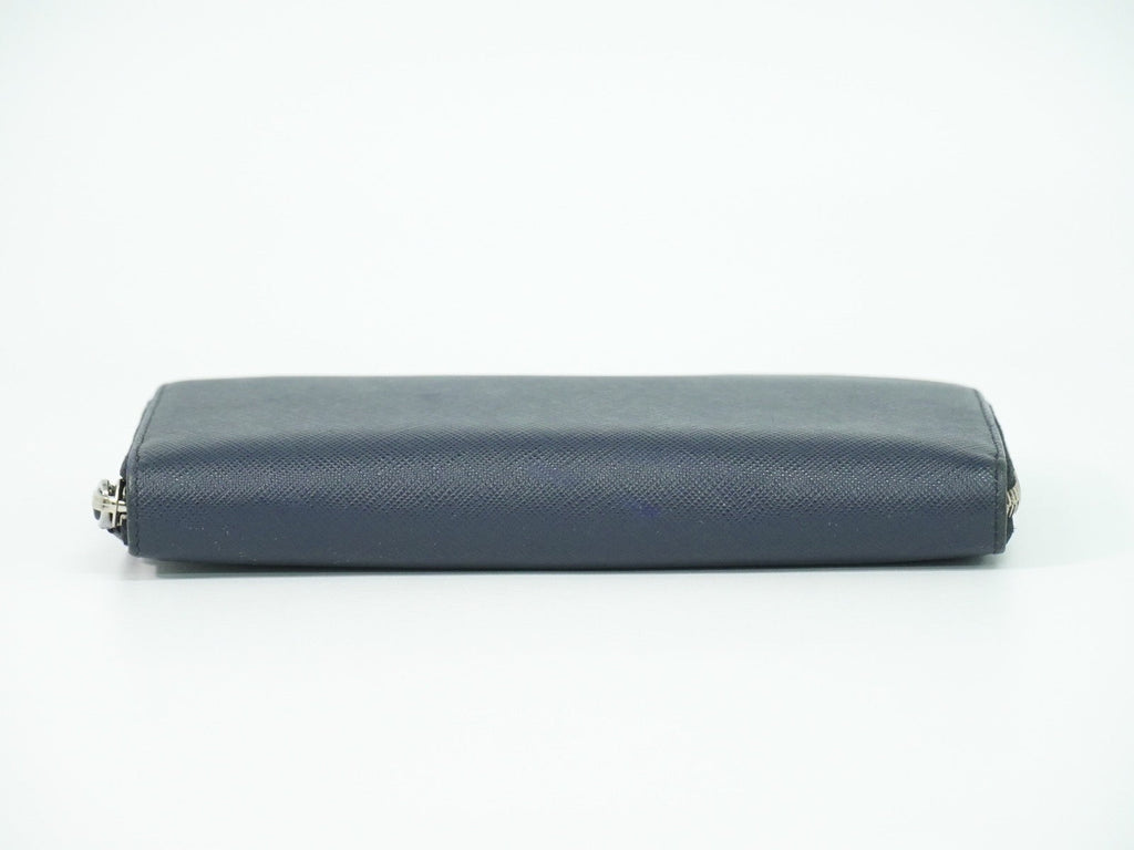Prada Saffiano Wallet Leather Navy Leather Wallets Accessory