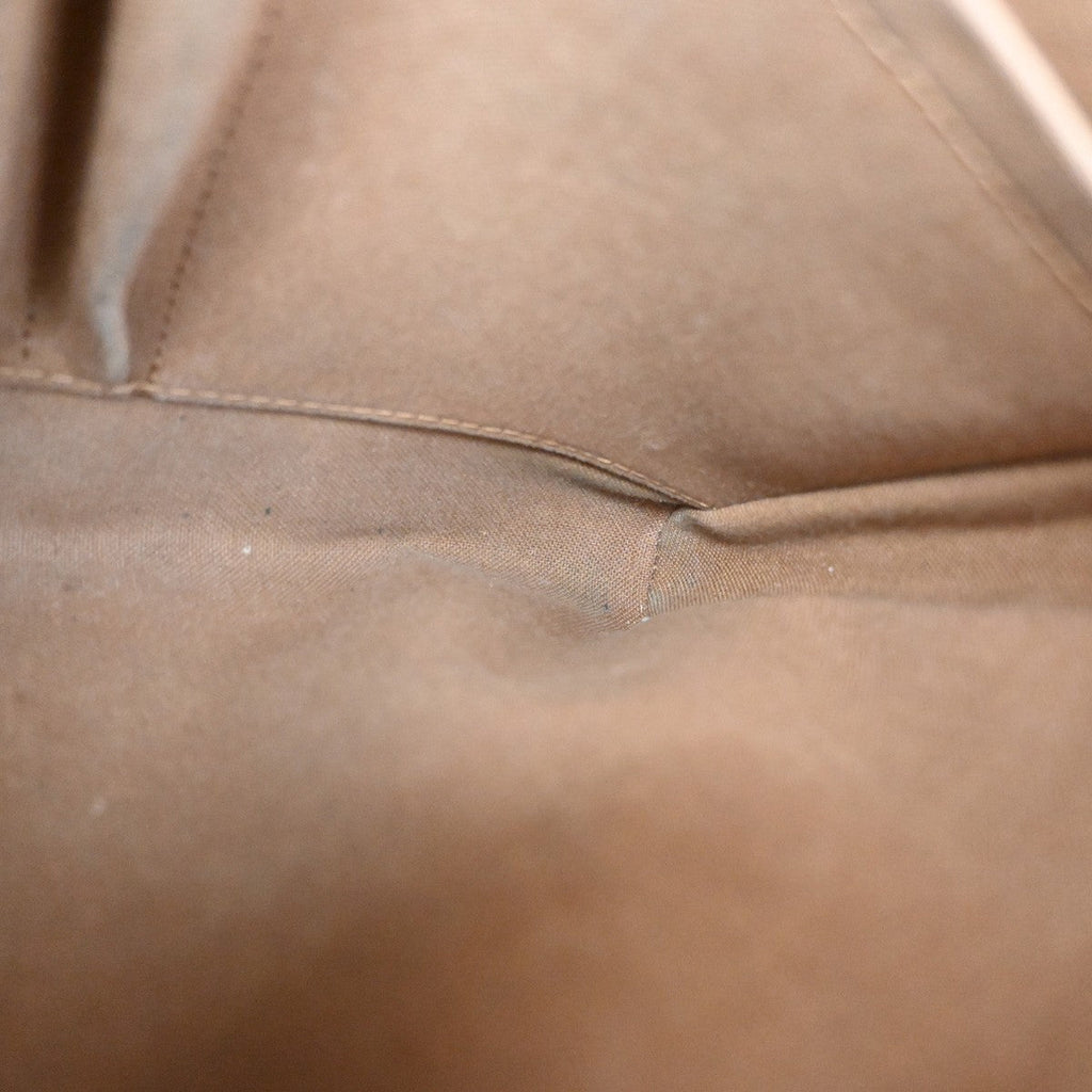 Louis Vuitton Trotteur Beaubourg Handbag Monogram Canvas Brown Canvas Shoulder Bag