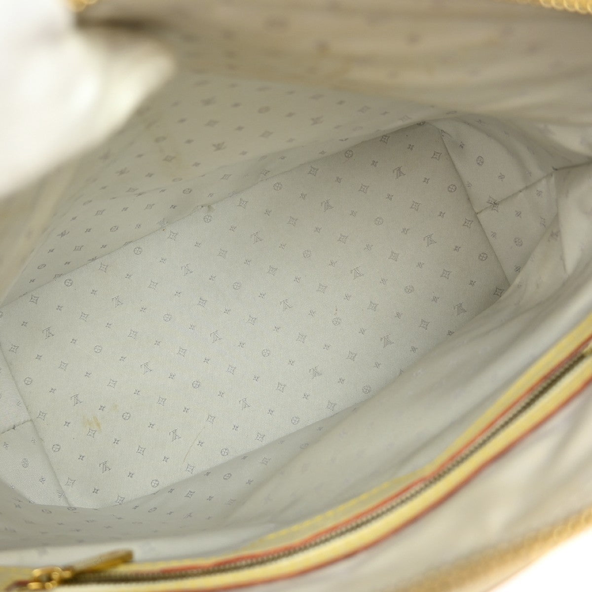 Louis Vuitton Suhali Lockit Handbag Leather Beige Leather Tote Bag