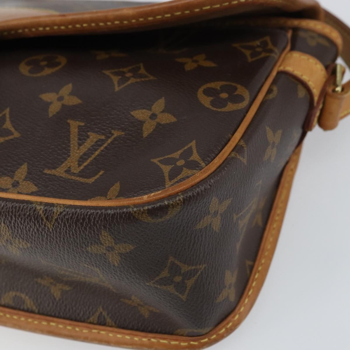 Louis Vuitton Sologne Handbag Monogram Canvas Brown Canvas Shoulder Bag