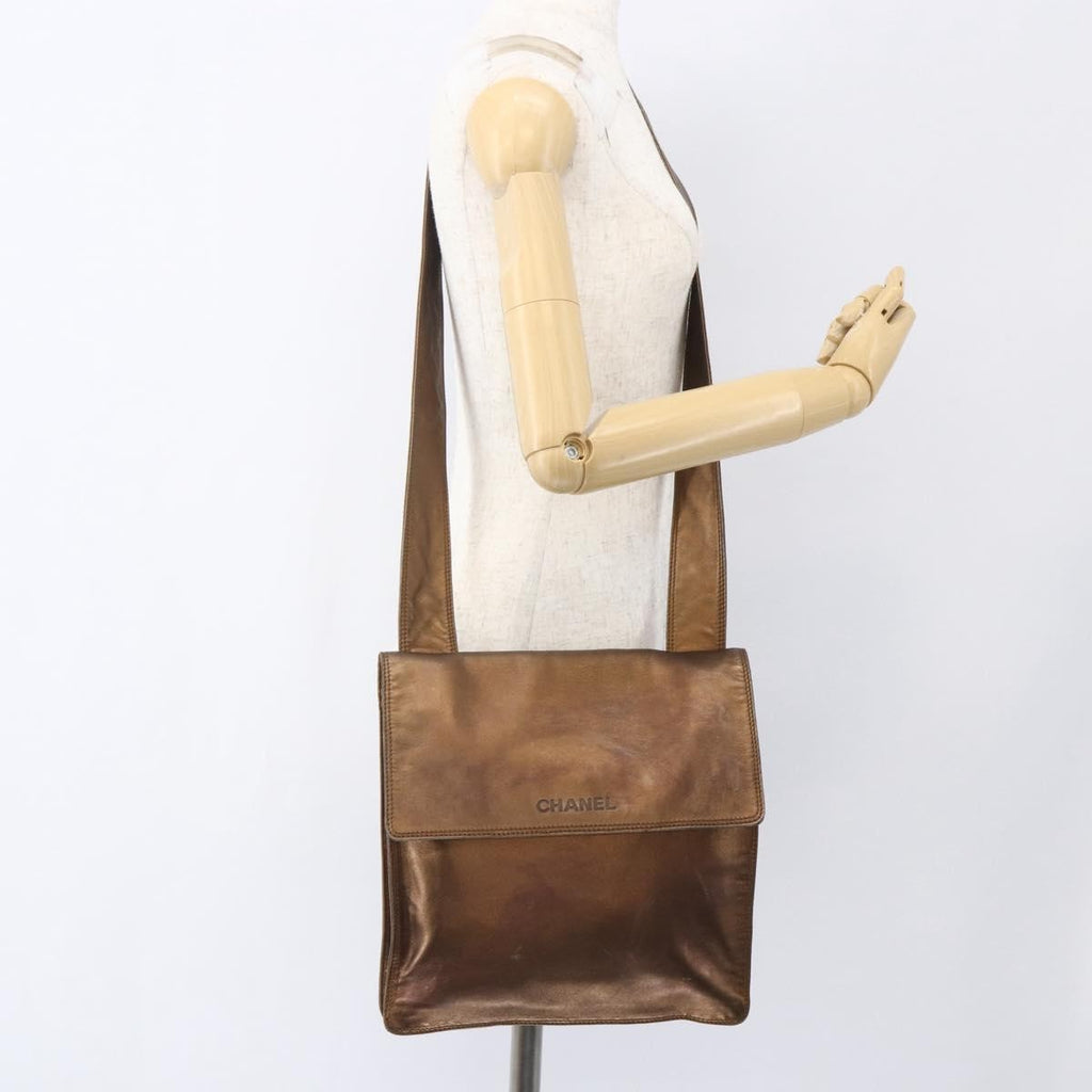 Chanel Vintage Logo Flap Messenger Bag Leather Brown Leather Shoulder Bag Bag