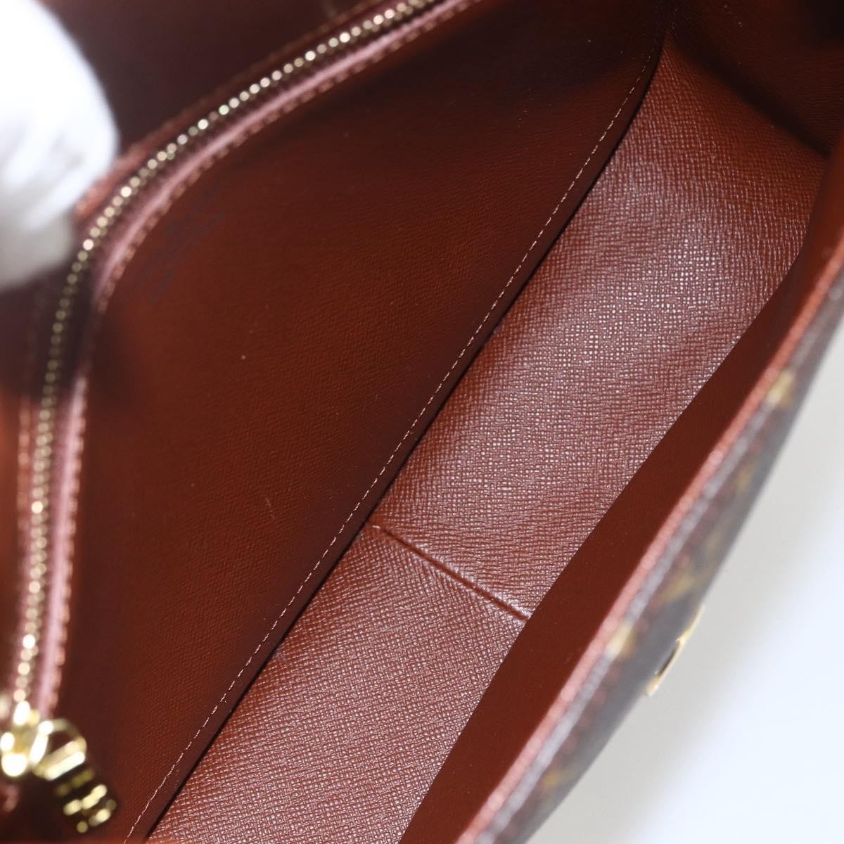 Louis Vuitton Saint Cloud Handbag Monogram Canvas Brown Canvas Shoulder Bag