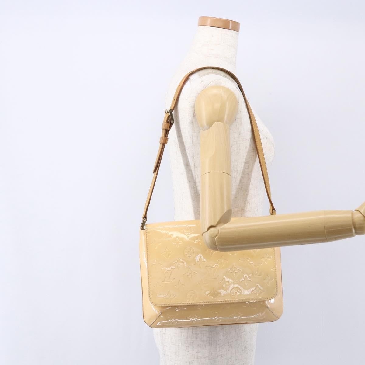 Louis Vuitton Thompson Street Handbag Monogram Vernis Beige Patent_Leather Shoulder Bag