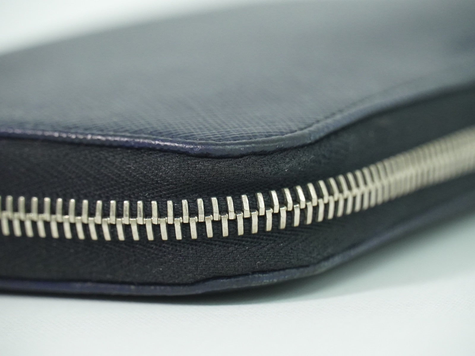 Prada Saffiano Wallet Leather Navy Leather Wallets Accessory