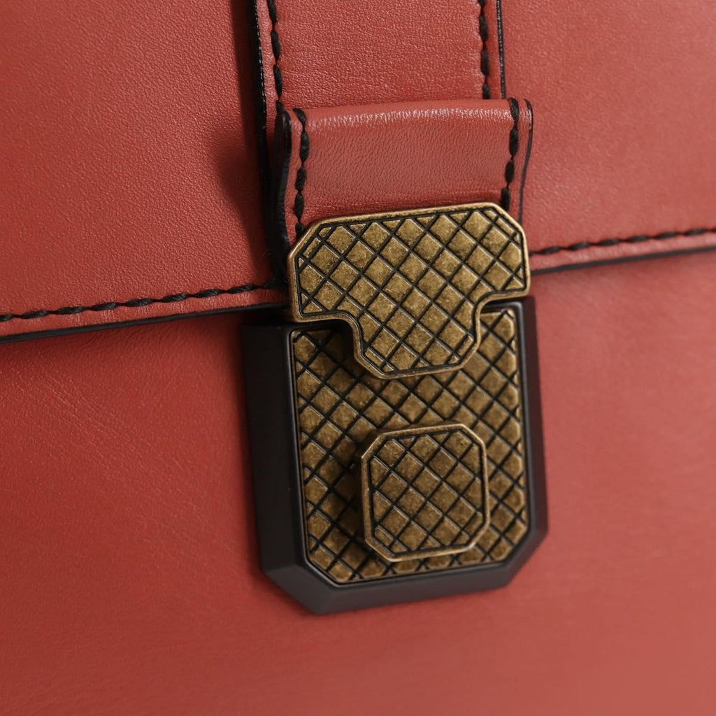 Bottega Veneta Piazza Top Handle Bag Leather With Intrecciato Detail Pink Leather Handbag