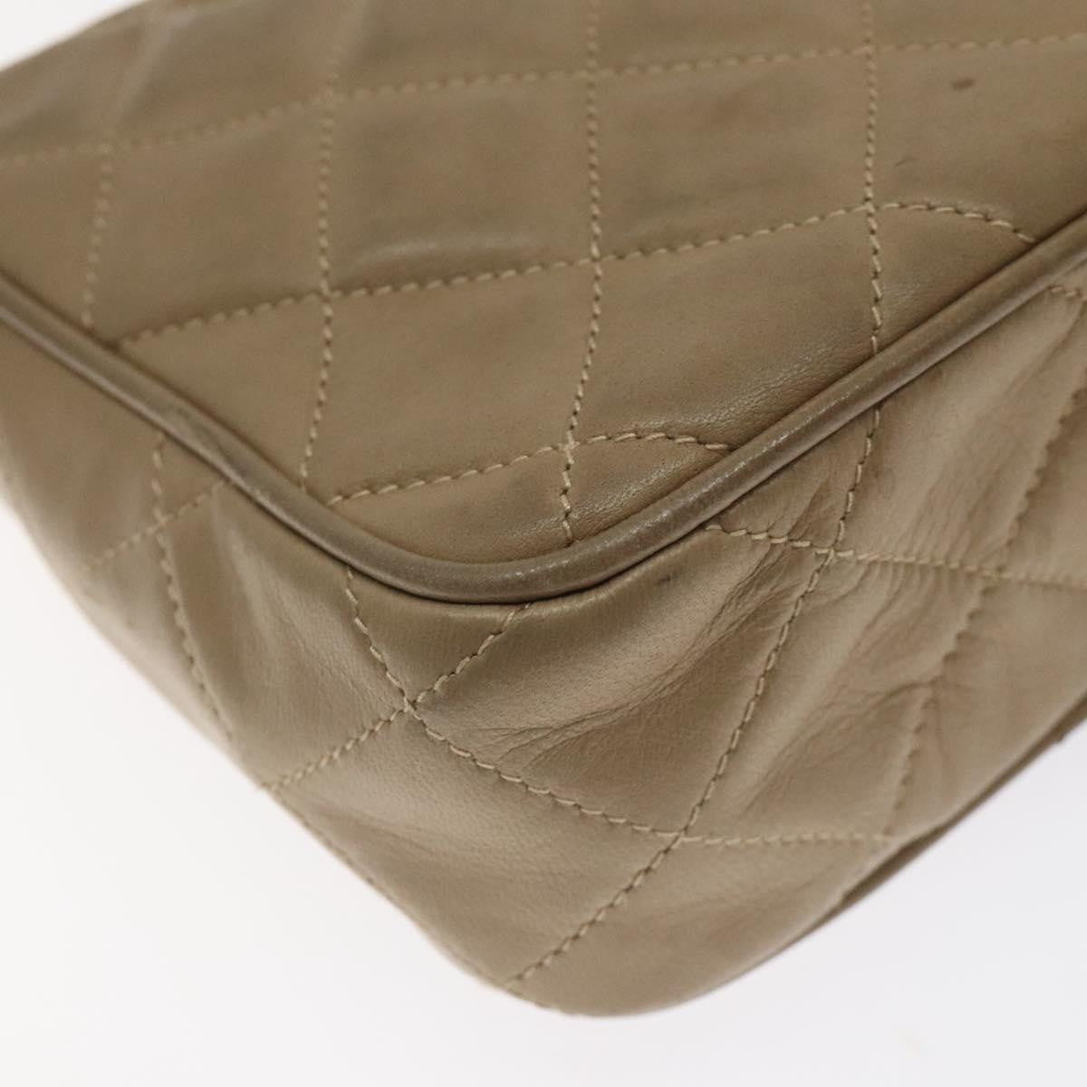 Chanel Vintage Diamond Cc Camera Bag Quilted Leather Beige Leather Shoulder Bag Bag