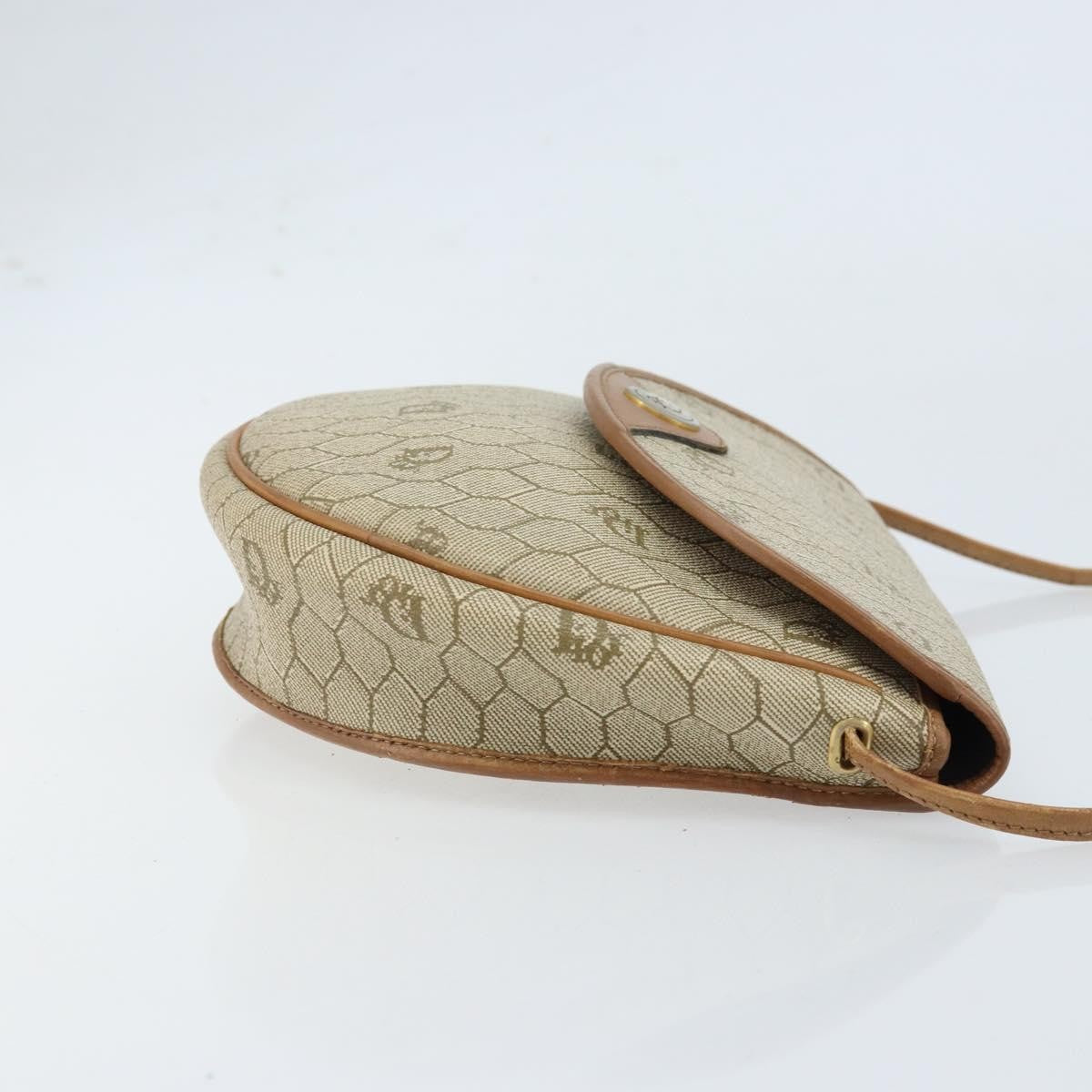 Christian Dior Vintage Honeycomb Shoulder Bag Canvas And Leather Beige Canvas Shoulder Bag Bag (Pre-Owned)
