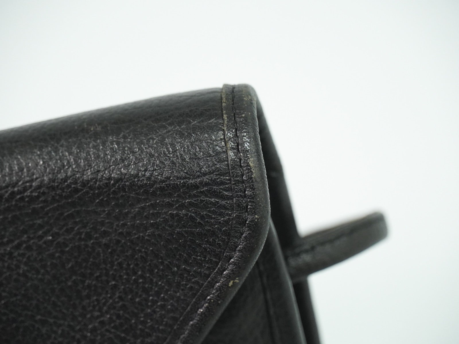 Saint Laurent Vintage Shoulder Bag Leather Black Leather Shoulder Bag Bag (Pre-Owned)