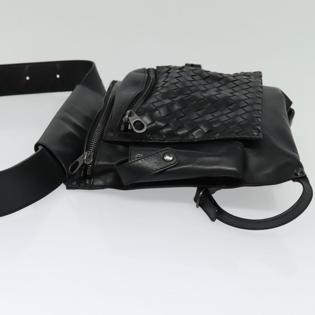 Bottega Veneta Utility Waist Bag Leather With Intrecciato Black Leather Shoulder Bag Bag