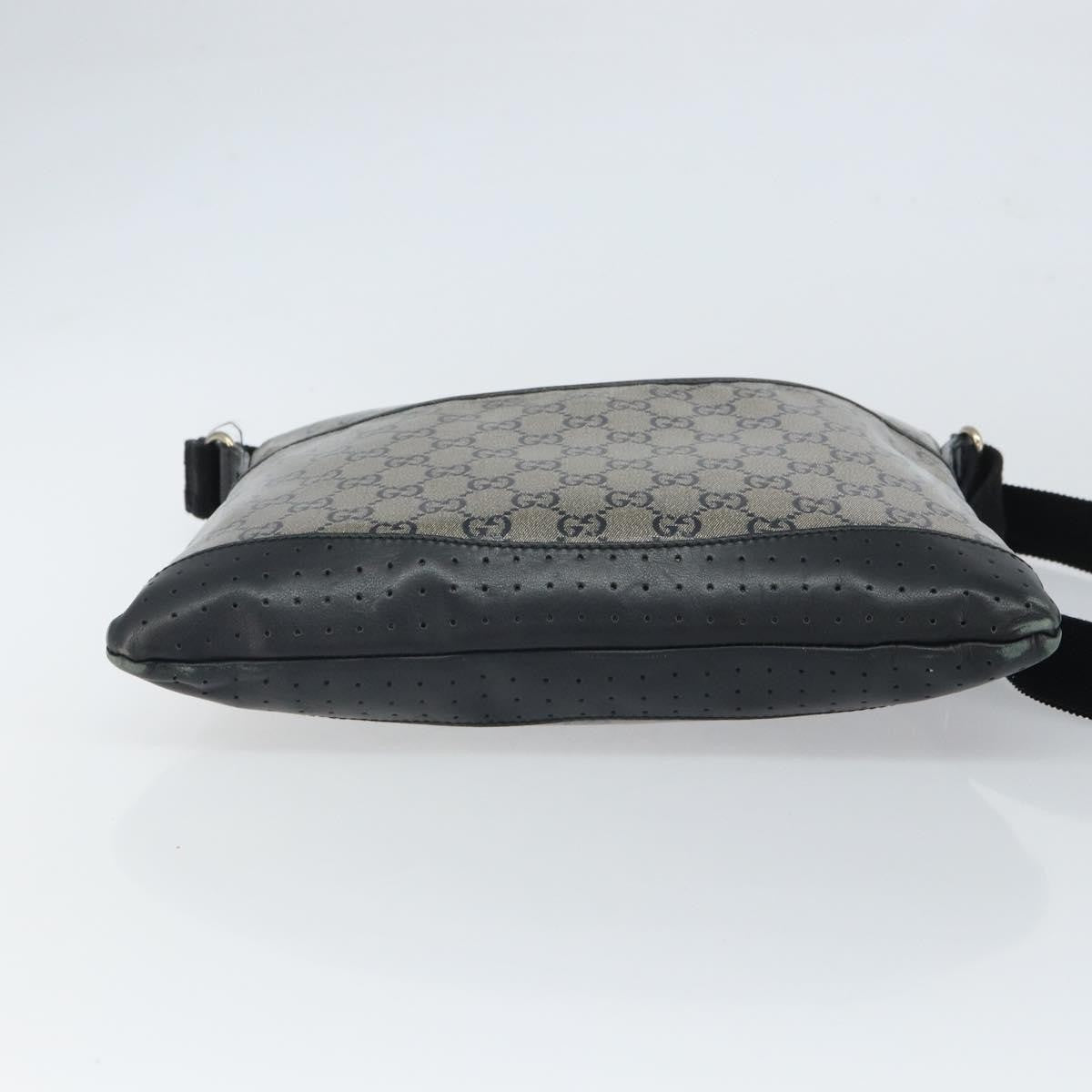 Gucci Zip Messenger Bag Gg Canvas With Perforated Leather Navy Canvas Shoulder Bag Bag (Pre-Owned)
