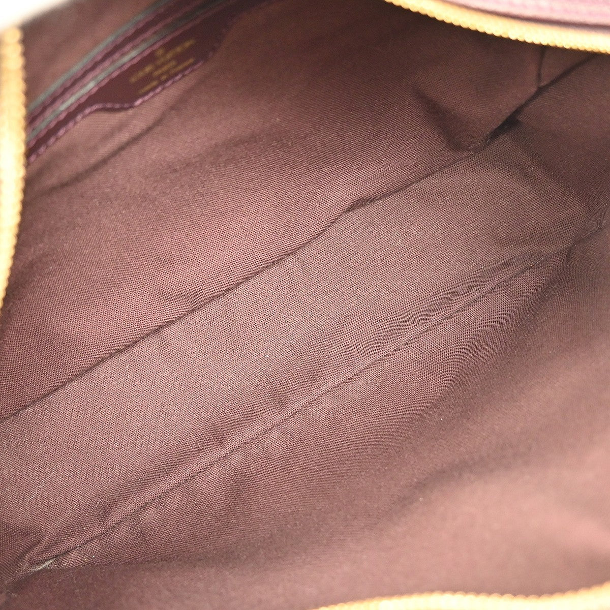 Louis Vuitton Reporter Bag Taiga Leather Purple Leather Shoulder Bag