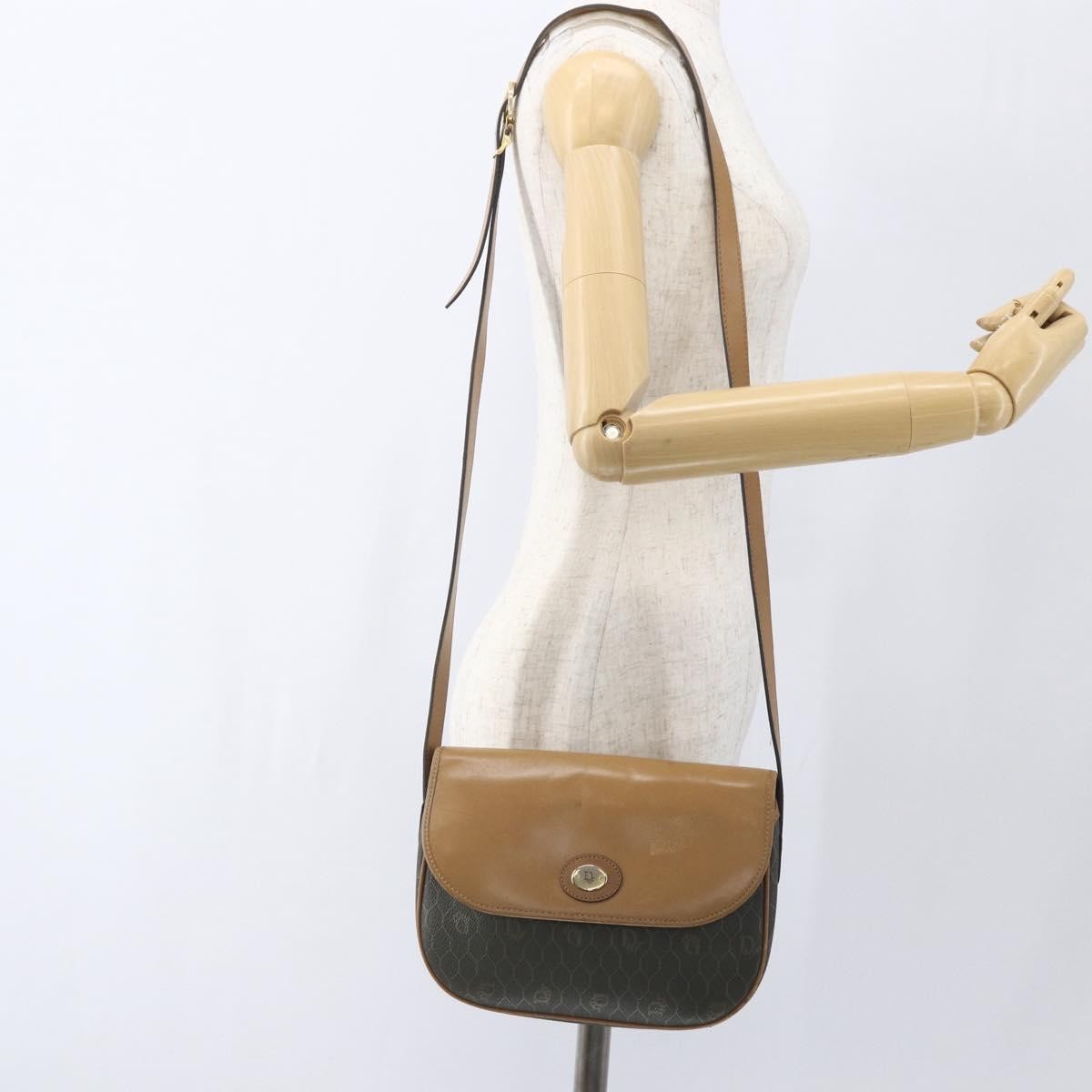 Christian Dior Vintage Honeycomb Flap Crossbody Bag Canvas And Leather Khaki Canvas Shoulder Bag Bag (Pre-Owned)