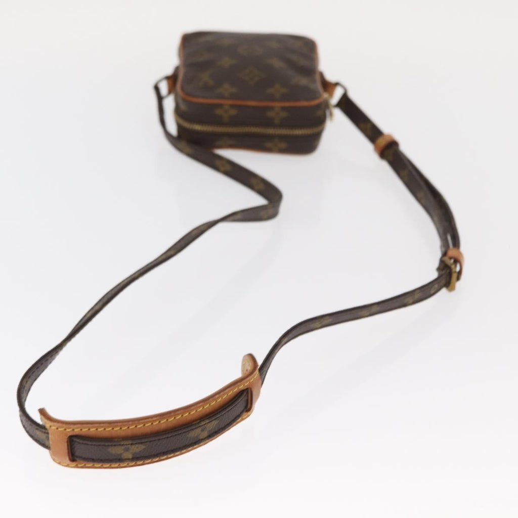 Louis Vuitton Danube Handbag Monogram Canvas Brown Canvas Shoulder Bag