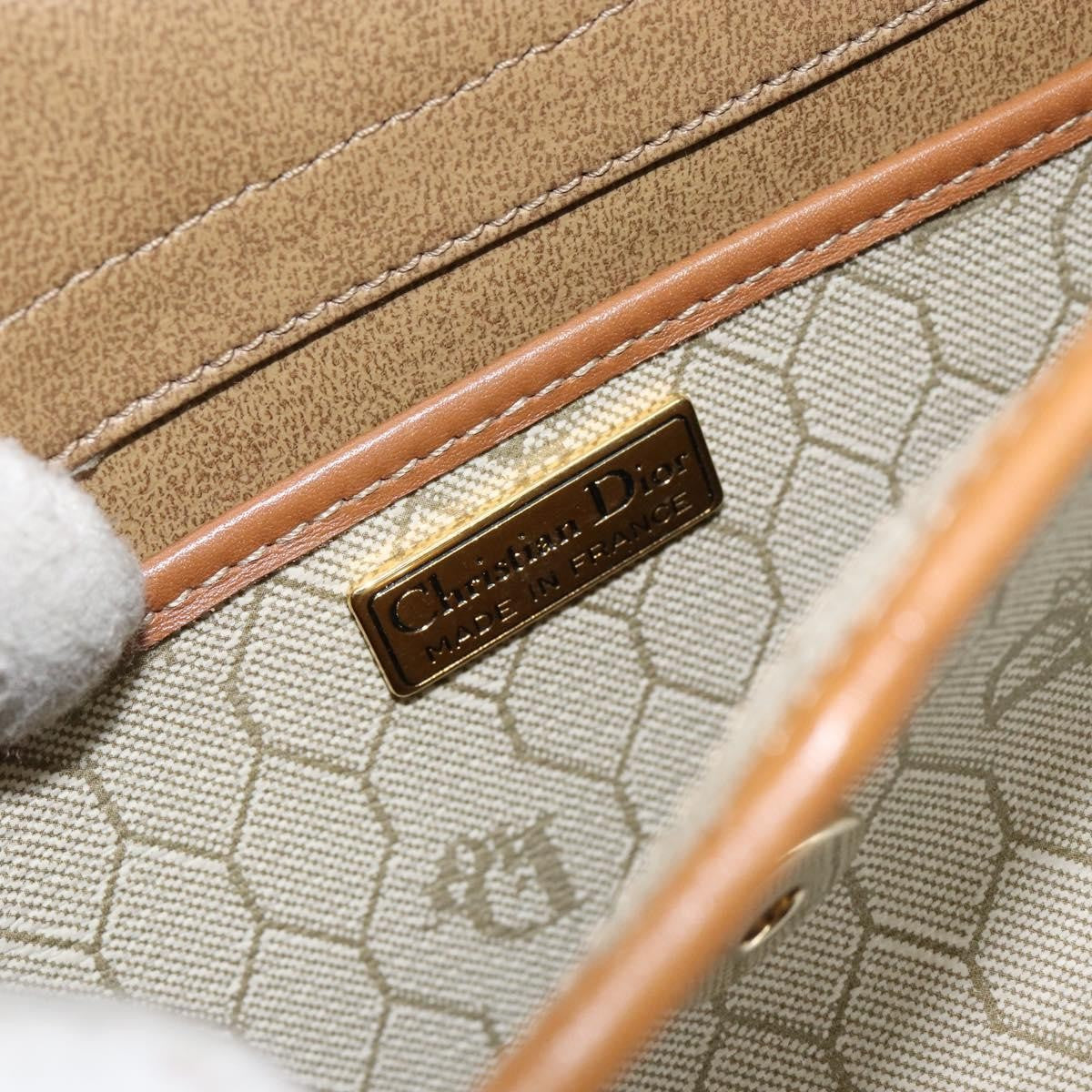Christian Dior Vintage Honeycomb Flap Crossbody Bag Canvas And Leather Beige Canvas Shoulder Bag Bag (Pre-Owned)