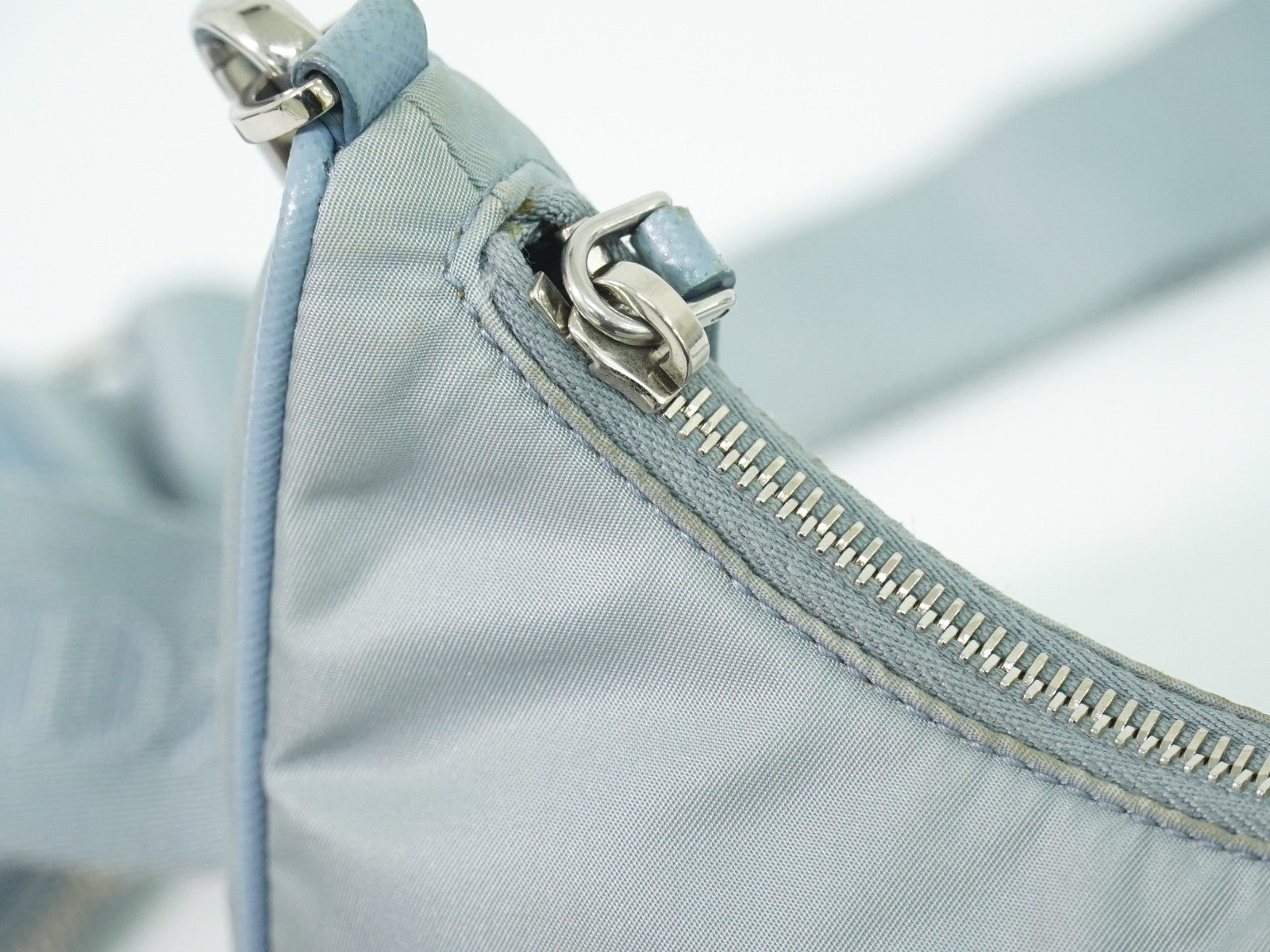 Prada Re-Edition 2005 Shoulder Bag Tessuto Blue Nylon Shoulder Bag Bag