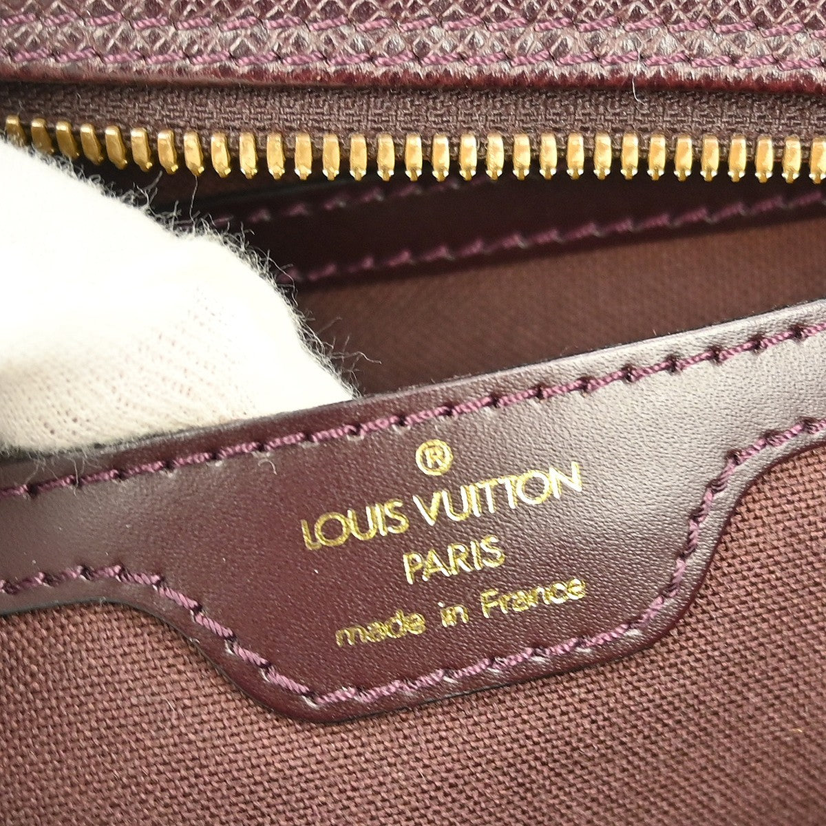Louis Vuitton Reporter Bag Taiga Leather Purple Leather Shoulder Bag