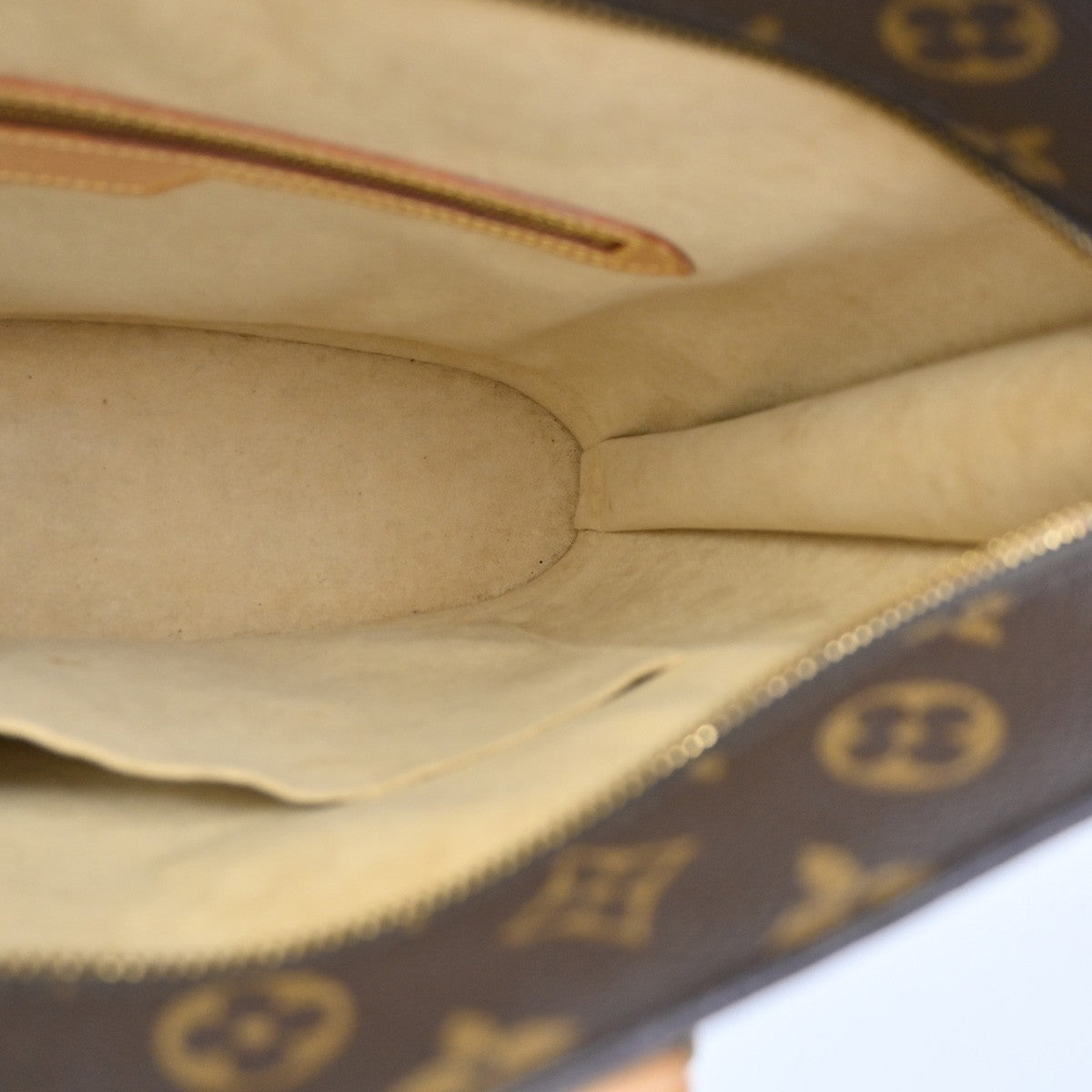 Louis Vuitton Babylone Handbag Monogram Canvas Brown Canvas Shoulder Bag
