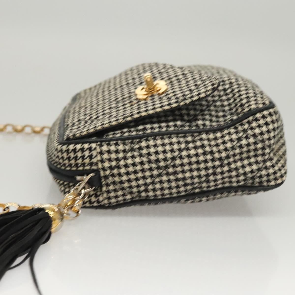 Chanel Vintage Front Pocket Camera Bag Canvas White Canvas Shoulder Bag Bag
