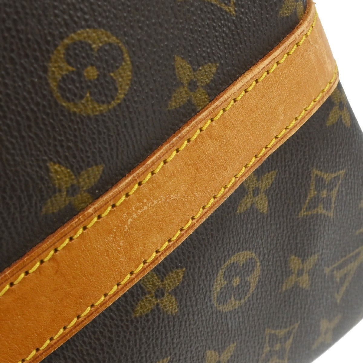 Louis Vuitton Keepall Bandouliere Bag Monogram Canvas Brown Canvas Travel Bag