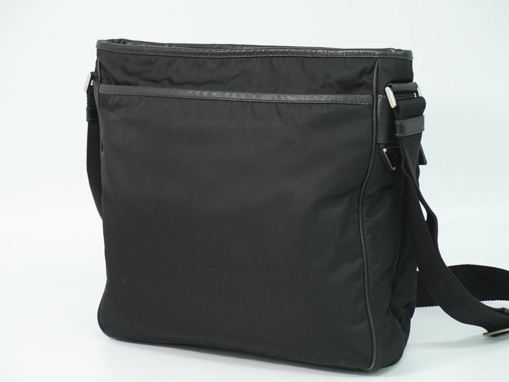 Prada Double Pocket Zip Messenger Tessuto Black Nylon Shoulder Bag Bag