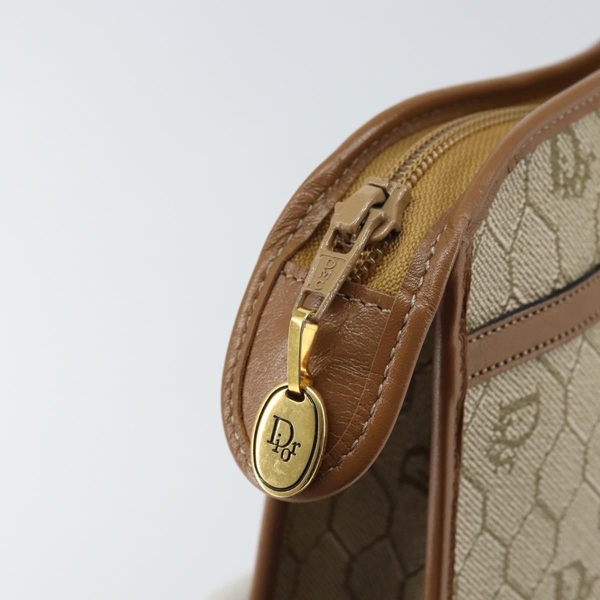 Christian Dior Vintage Honeycomb Zip Pouch Coated Canvas Beige Canvas Clutche & Pouche Bag (Pre-Owned)