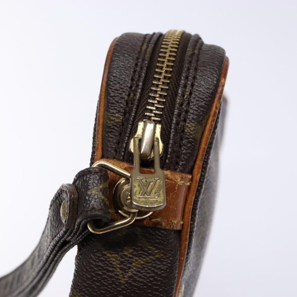 Louis Vuitton Marly Dragonne Clutch Monogram Canvas Brown Canvas Clutche & Pouche Bag