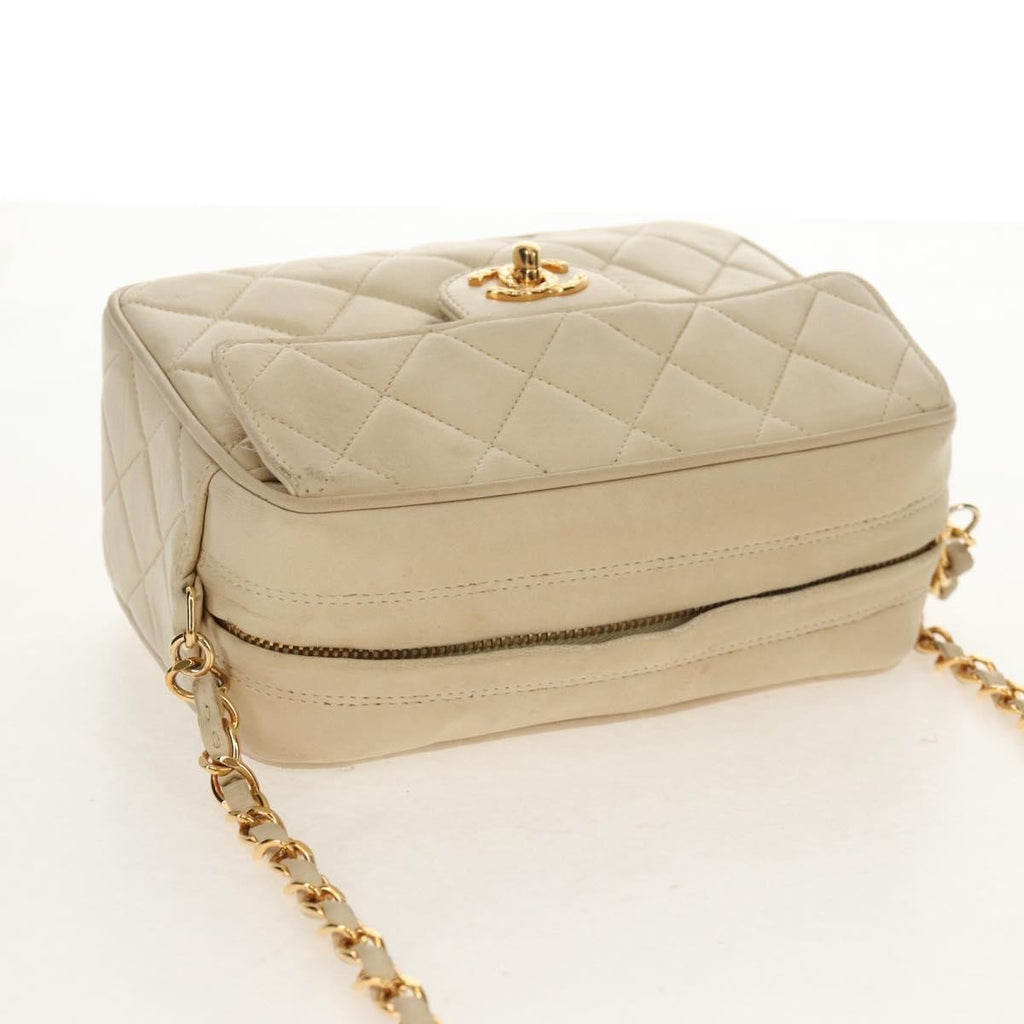 Chanel Chain Flap Shoulder Bag Quilted Lambskin Beige Leather Shoulder Bag Bag
