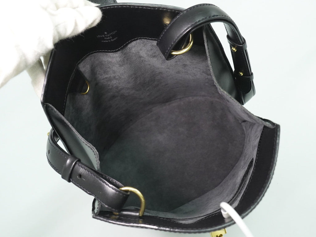 Louis Vuitton Cluny Shoulder Bag Epi Leather Black Leather Shoulder Bag