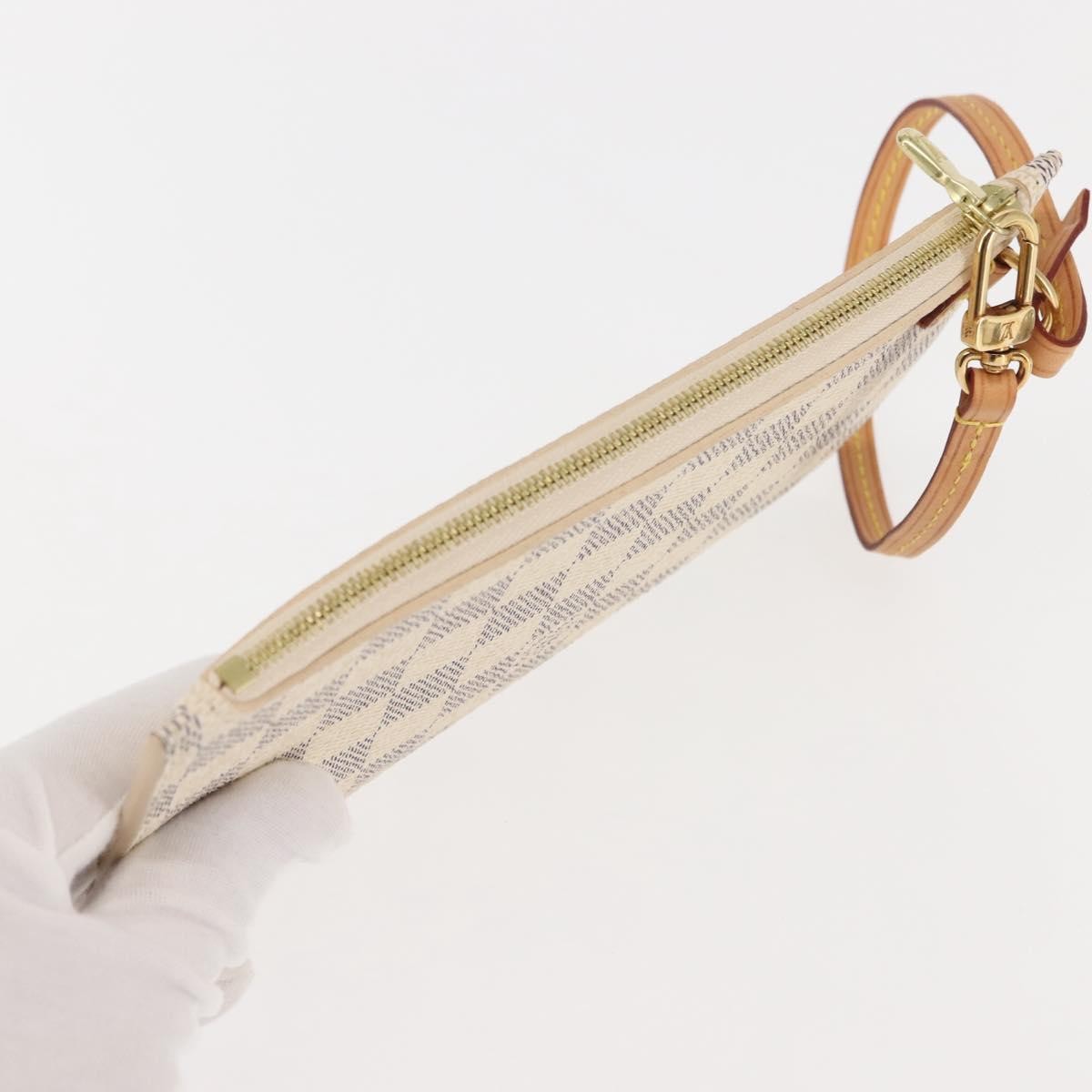 Louis Vuitton Neverfull Pochette Damier White Canvas Clutche & Pouche Bag