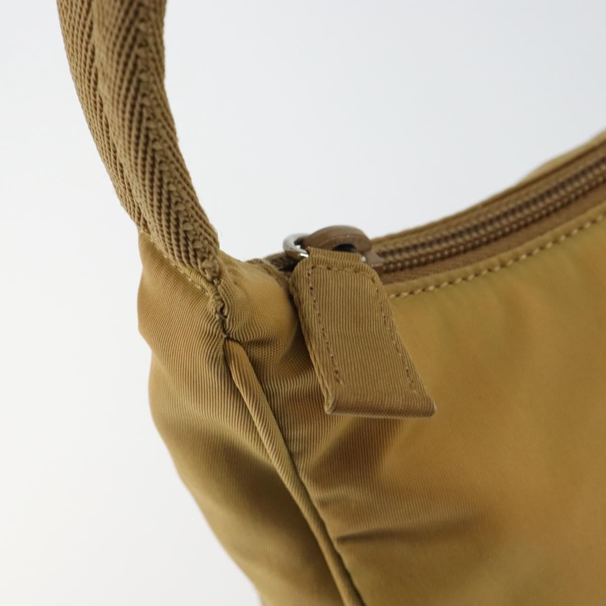 Prada Re-Edition 2000 Hobo Tessuto Beige Nylon Clutche & Pouche Bag