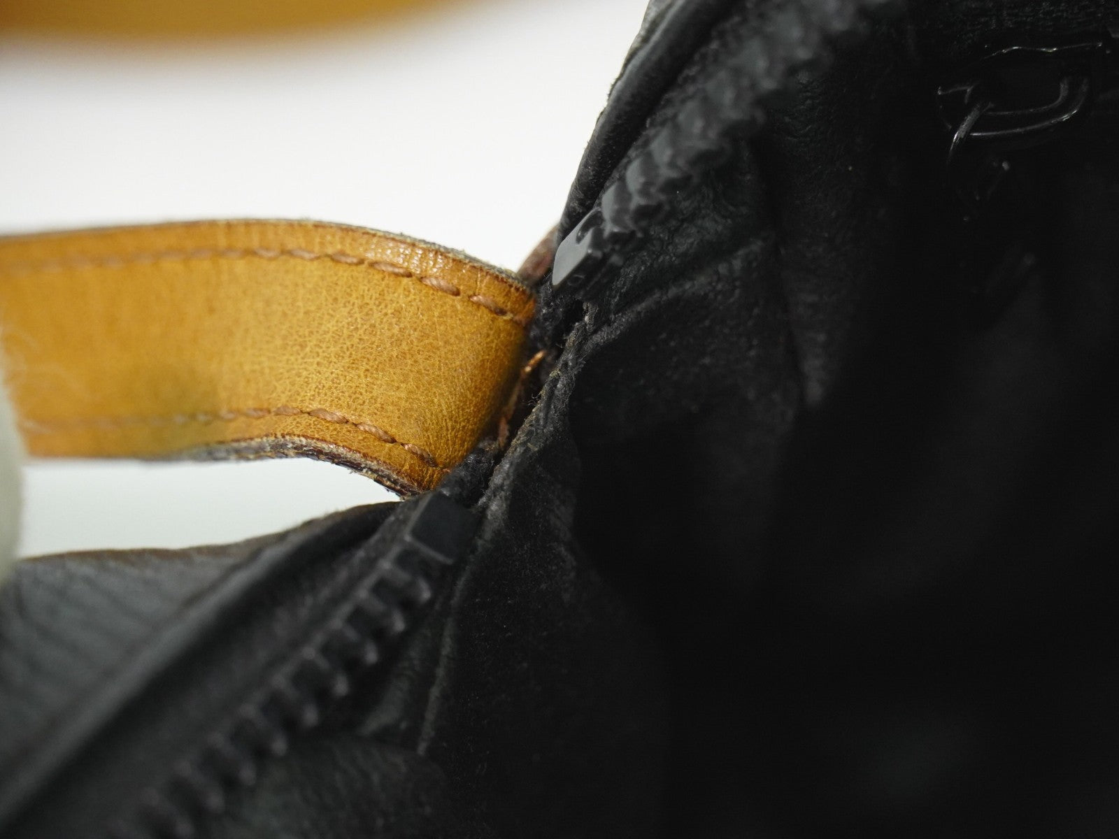 Celine Vintage Shoulder Bag Leather Black Leather Shoulder Bag Bag