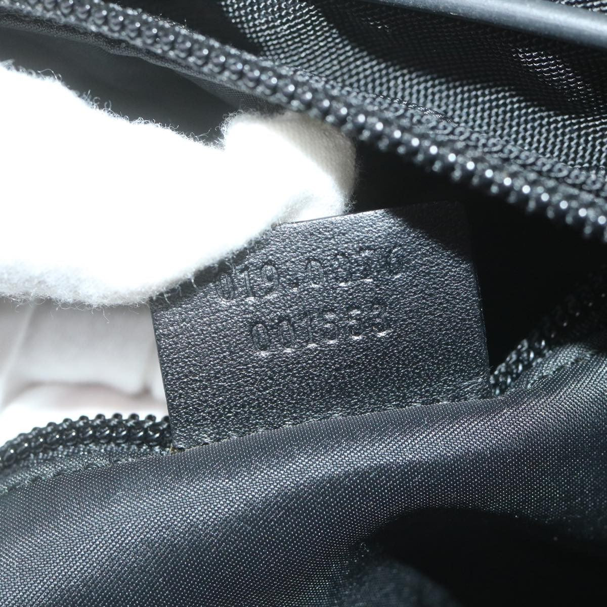 Gucci Vintage Flap Crossbody Bag Nylon Black Nylon Shoulder Bag Bag (Pre-Owned)