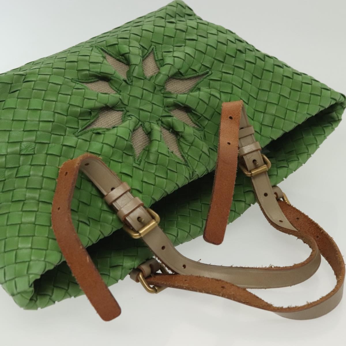 Bottega Veneta Intrecciato Leather Green Leather Handbag