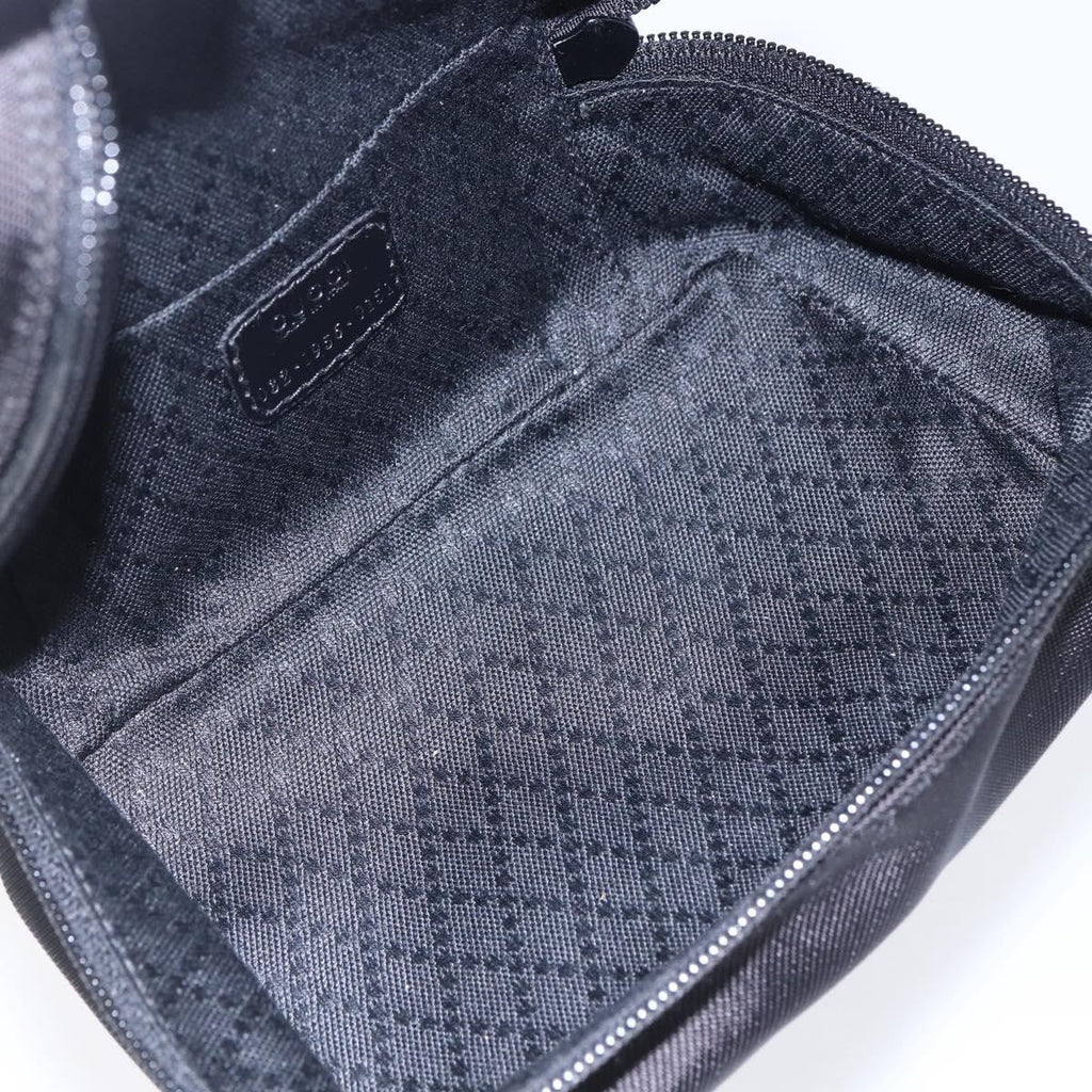 Gucci Vintage Bamboo Vanity Case Nylon Black Nylon Handbag (Pre-Owned)