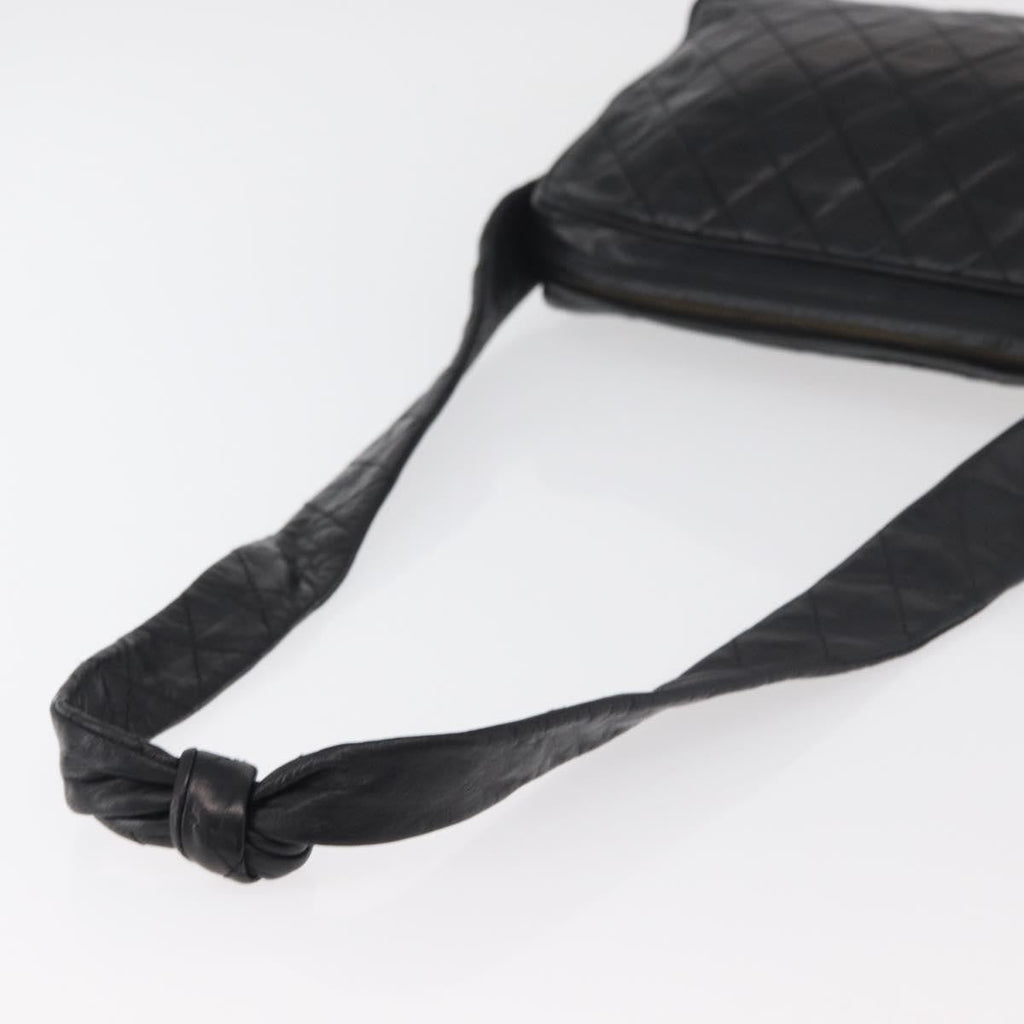 Chanel Vintage Diamond Cc Camera Shoulder Bag Quilted Caviar Black Leather Shoulder Bag Bag