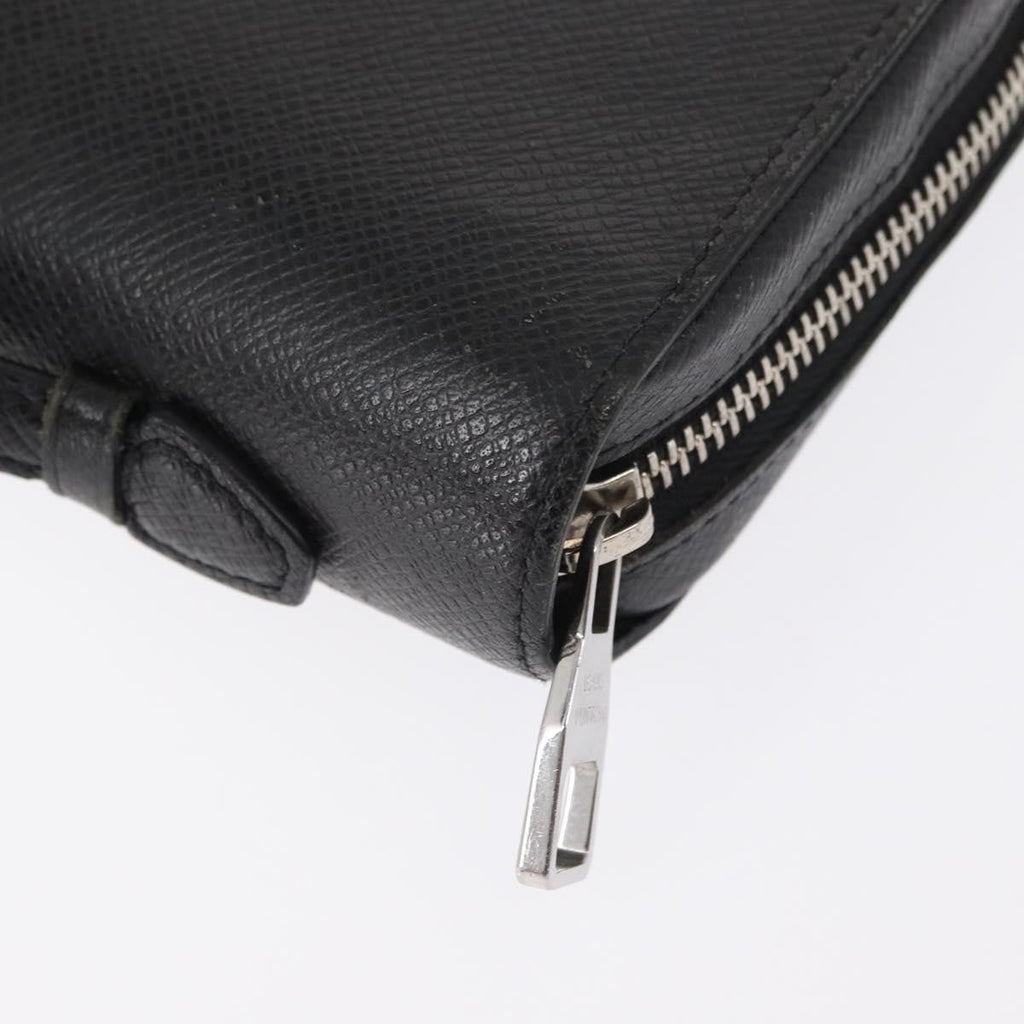 Louis Vuitton Zippy Xl Taiga Leather Black Leather Wallets Accessory