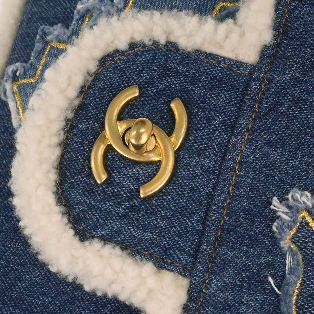 Chanel Egyptian Hieroglyph Flap Bag Denim And Shearling Blue Denim_Jeans Shoulder Bag Bag
