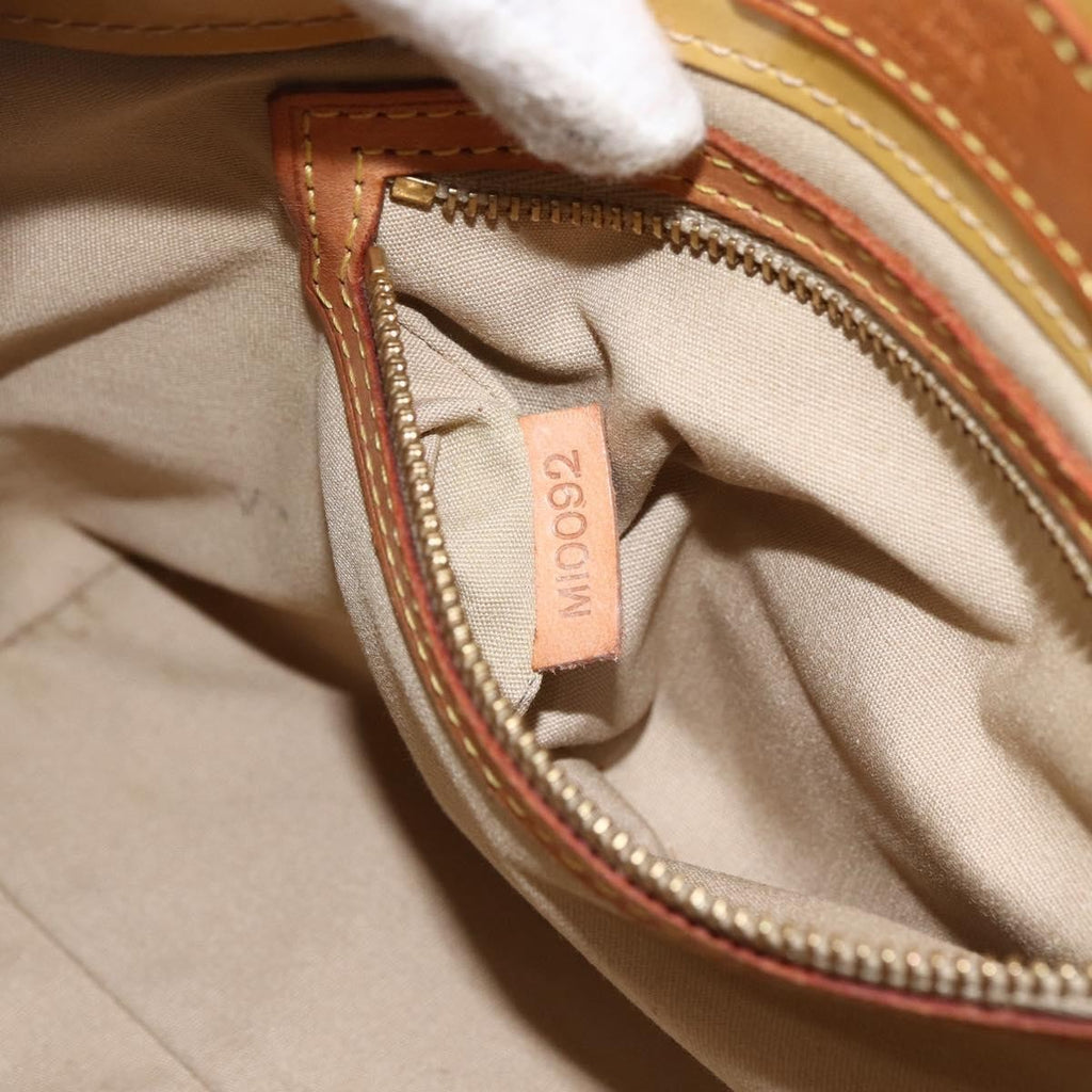 Louis Vuitton Reade Handbag Monogram Vernis Beige Patent_Leather Handbag