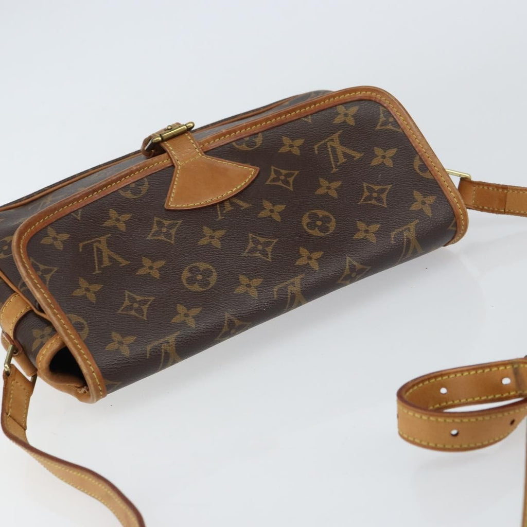 Louis Vuitton Sologne Handbag Monogram Canvas Brown Canvas Shoulder Bag